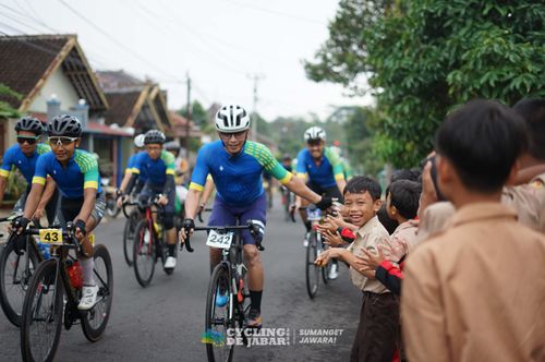 Race photo from Cycling de Jabar 2024
