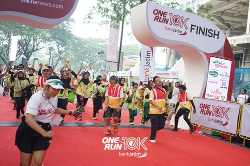 Race photo from ONE RUN 10 K