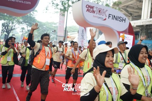 Race photo from ONE RUN 10 K