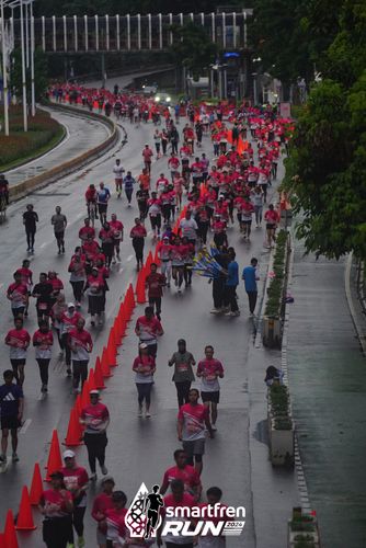 Race photo from Smartfren Run 2024