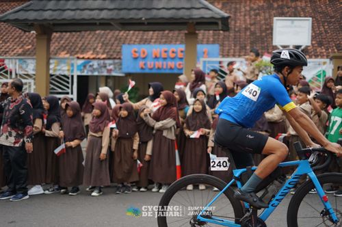 Race photo from Cycling de Jabar 2024