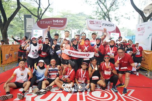 Race photo from ONE RUN 10 K