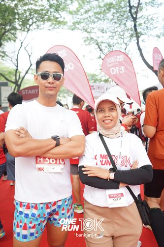 Race photo from ONE RUN 10 K