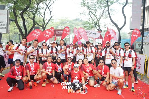 Race photo from ONE RUN 10 K