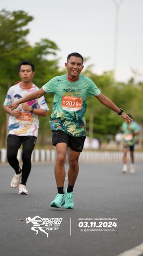 Race photo from Arutmin Borneo Run 2024