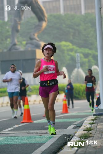 Race photo from Nu Skin Run 10K