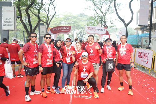 Race photo from ONE RUN 10 K