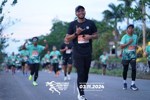 Race photo from Arutmin Borneo Run 2024