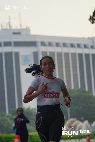 Race photo from Nu Skin Run 10K