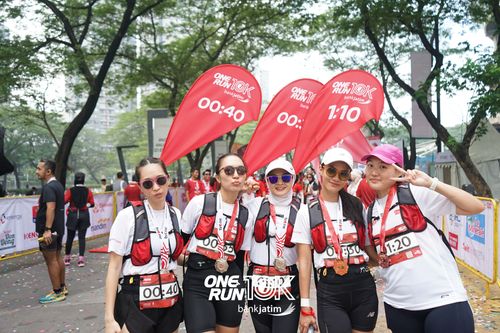 Race photo from ONE RUN 10 K
