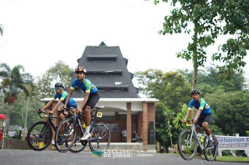 Race photo from Cycling de Jabar 2024