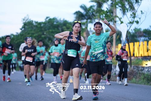Race photo from Arutmin Borneo Run 2024