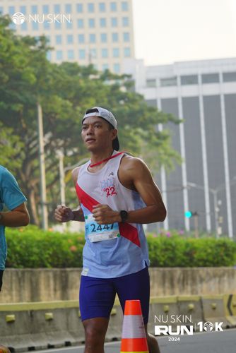 Race photo from Nu Skin Run 10K