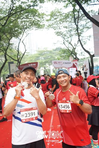 Race photo from ONE RUN 10 K