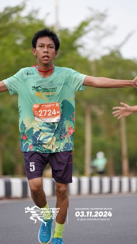 Race photo from Arutmin Borneo Run 2024