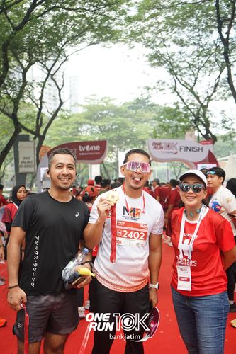 Race photo from ONE RUN 10 K