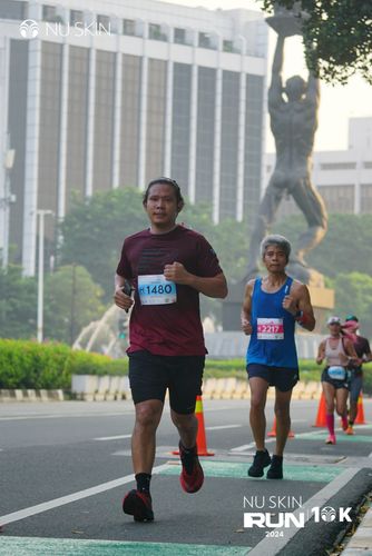 Race photo from Nu Skin Run 10K