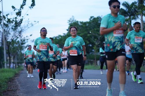 Race photo from Arutmin Borneo Run 2024