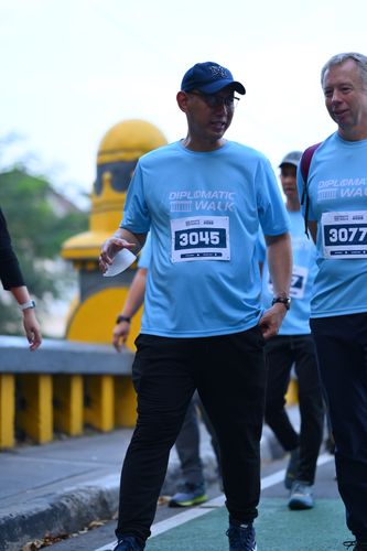 Race photo from KEMLU RUN 2025