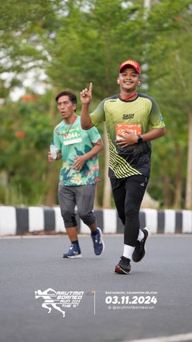 Race photo from Arutmin Borneo Run 2024