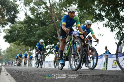 Race photo from Cycling de Jabar 2024