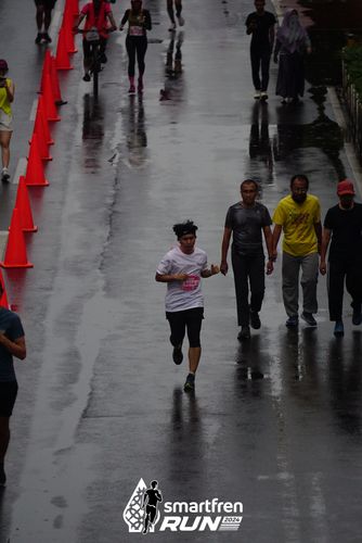 Race photo from Smartfren Run 2024