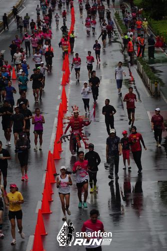 Race photo from Smartfren Run 2024