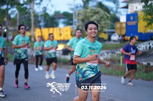 Race photo from Arutmin Borneo Run 2024