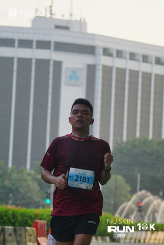 Race photo from Nu Skin Run 10K