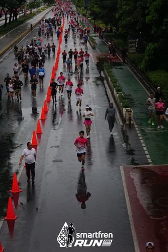 Race photo from Smartfren Run 2024