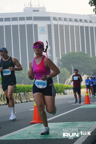 Race photo from Nu Skin Run 10K