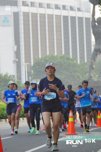 Race photo from Nu Skin Run 10K
