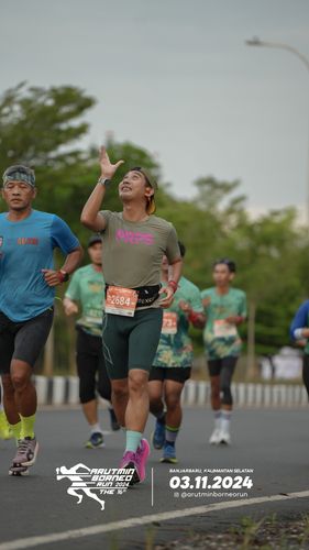 Race photo from Arutmin Borneo Run 2024