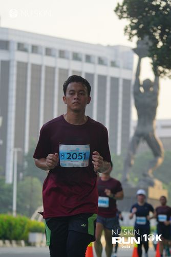 Race photo from Nu Skin Run 10K