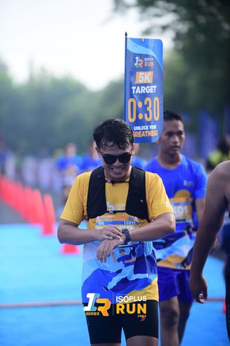Race photo from Isoplus Run 2024 Surabaya
