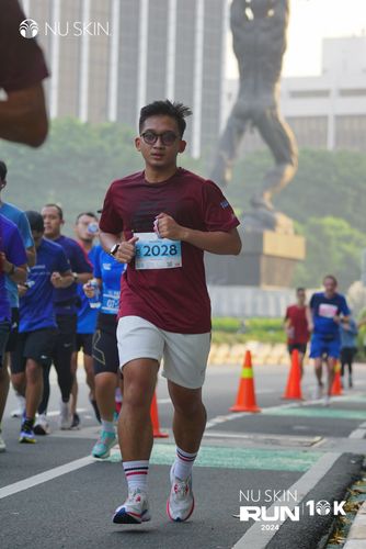 Race photo from Nu Skin Run 10K