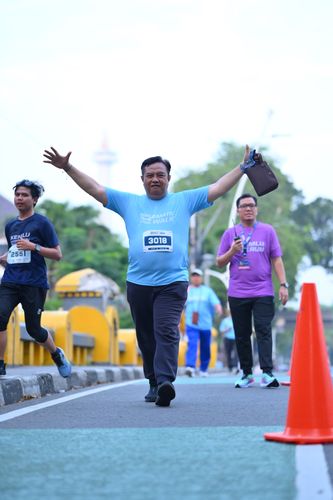 Race photo from KEMLU RUN 2025