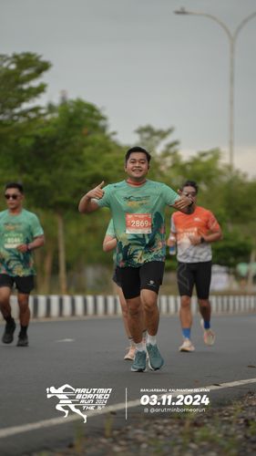 Race photo from Arutmin Borneo Run 2024