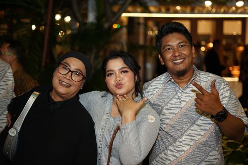 Race photo from Pernikahan Safira & Mugi