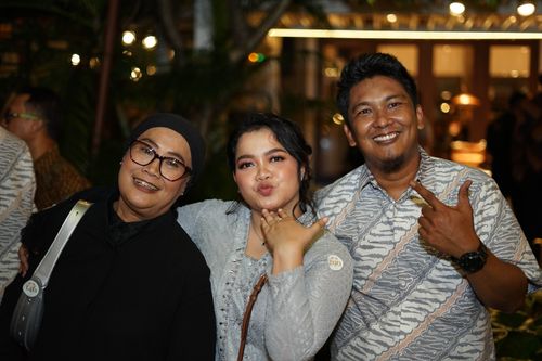 Race photo from Pernikahan Safira & Mugi