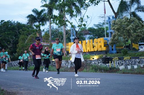 Race photo from Arutmin Borneo Run 2024