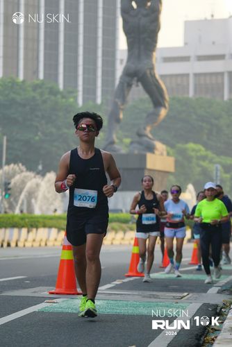 Race photo from Nu Skin Run 10K
