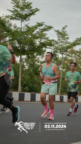 Race photo from Arutmin Borneo Run 2024