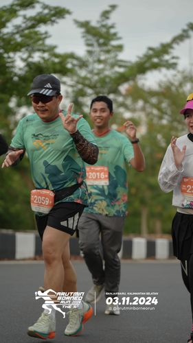 Race photo from Arutmin Borneo Run 2024