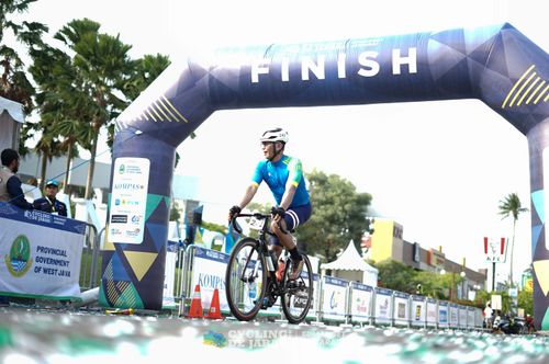 Race photo from Cycling de Jabar 2024