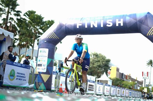 Race photo from Cycling de Jabar 2024