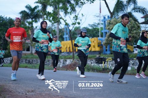 Race photo from Arutmin Borneo Run 2024