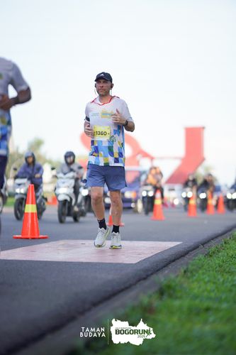 Race photo from Taman Budaya x BOGORUN 2025