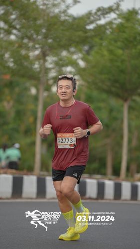 Race photo from Arutmin Borneo Run 2024