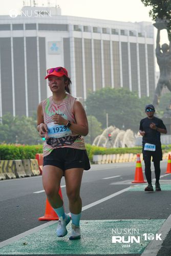 Race photo from Nu Skin Run 10K